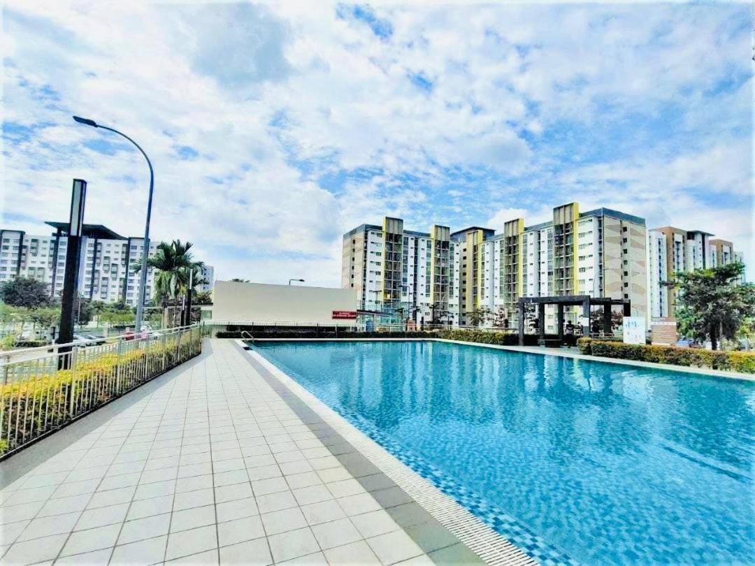 Setia Alam Islamic Homestay Shah Alam Luaran gambar